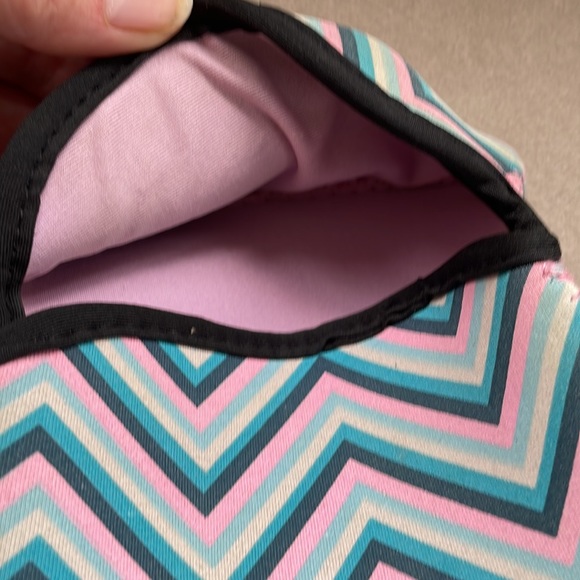 HYPE Tablet Case sleeve - 8” ⭐️ great condition! Multicolored - Picture 4 of 8